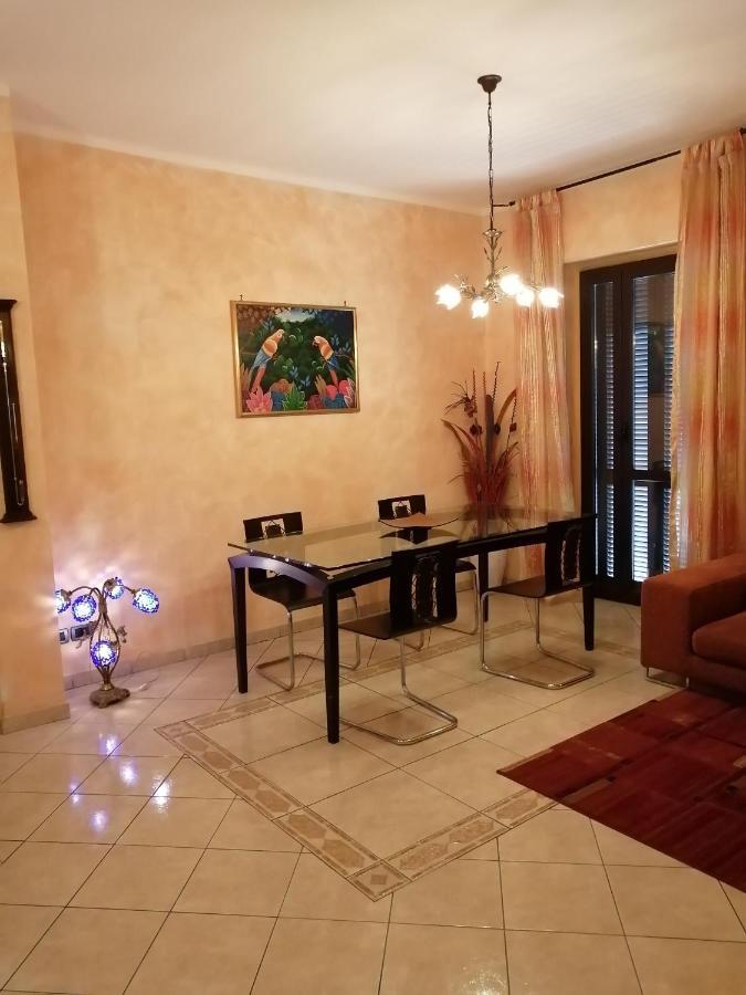 Apartment La Casa Di Laura Cirie